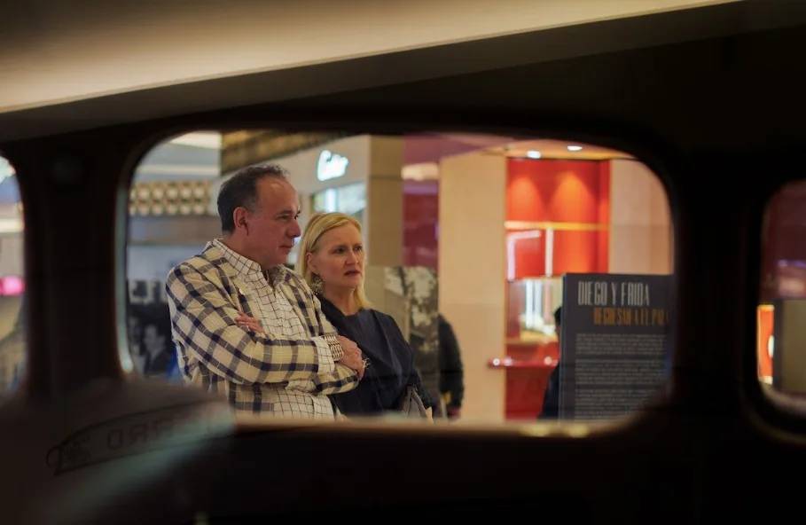 Frida y Diego regresan al Palacio de Hierro