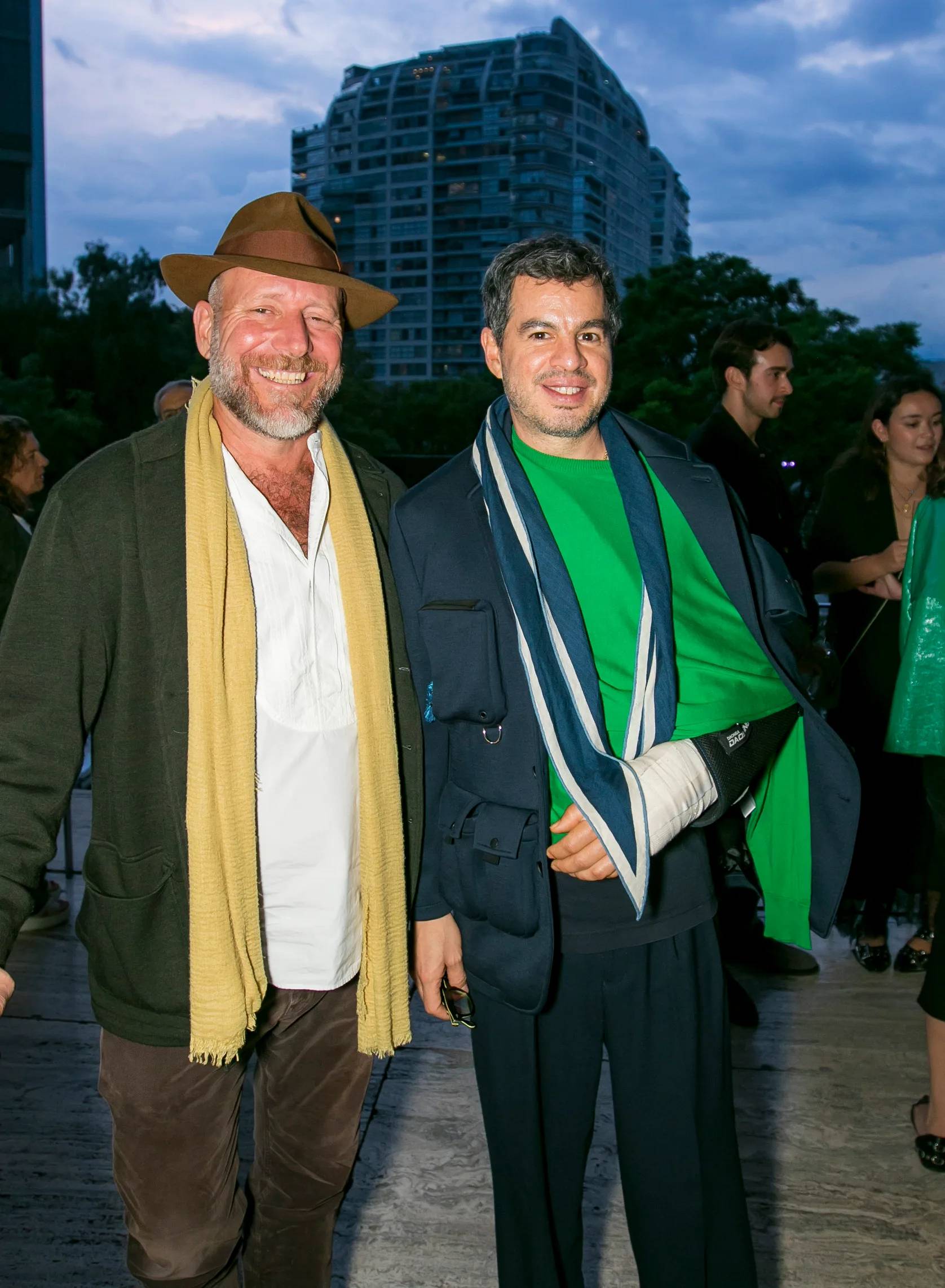 CASA DRAGONES Y GABRIEL OROZCO RINDEN HOMENAJE A LA ARQUITECTURA MEXICANA CON LA EDICIÓN ESPECIAL