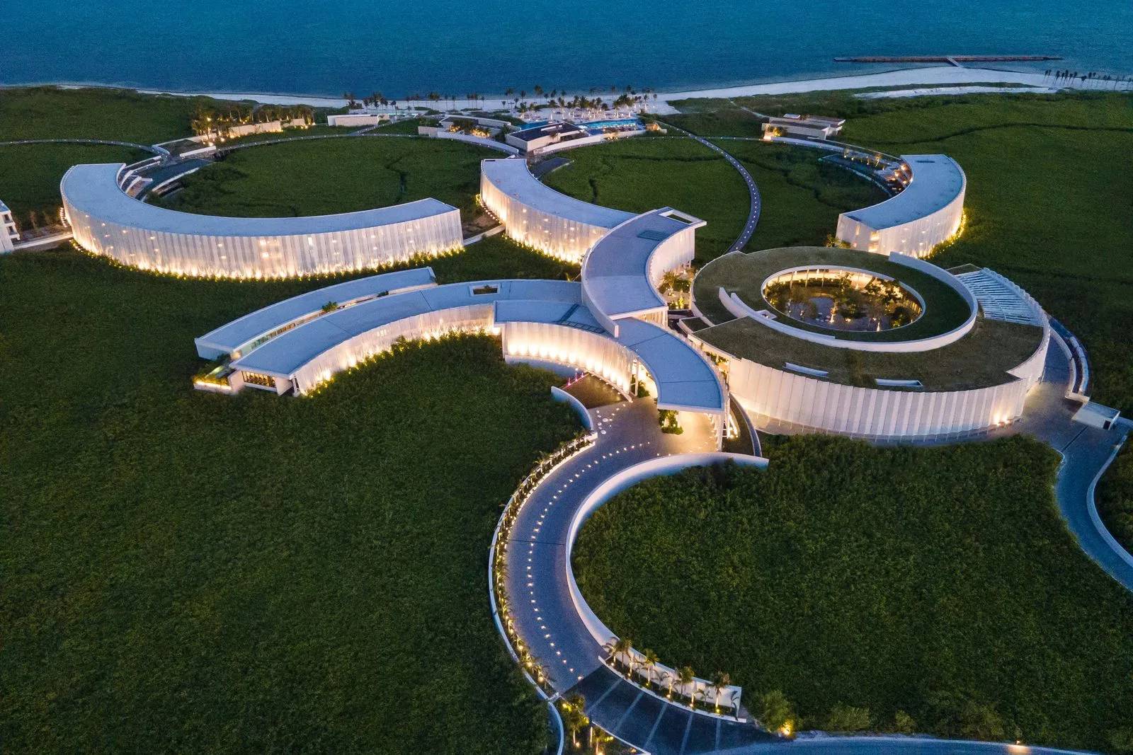 St. Regis Kanai: La Sofisticación de Pertenecer al Paisaje Maya