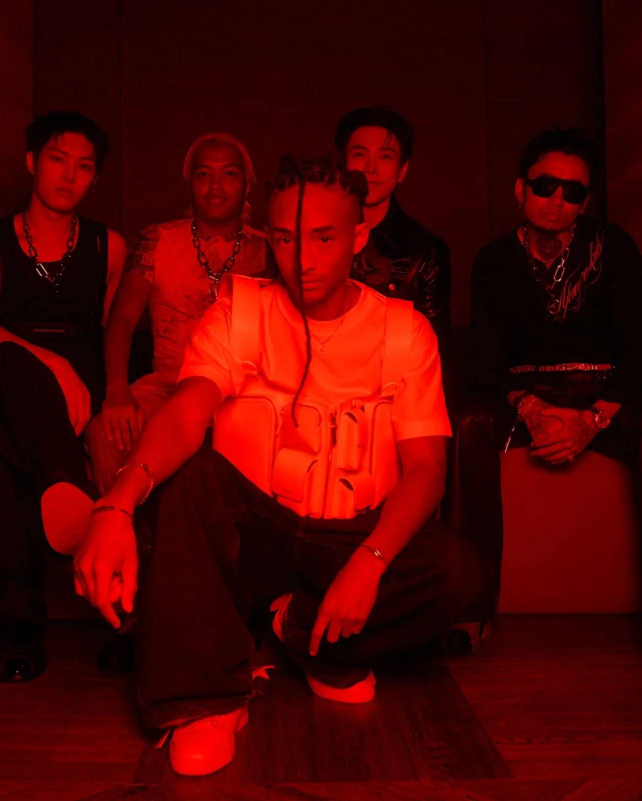 Jaden Smith y Christian Louboutin crean experiencia inmersiva en un reino rojo